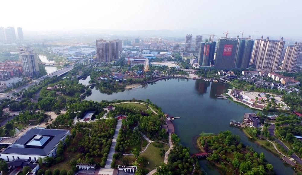 公司承建的常德市丁玲公園新建工程（一標）榮獲全國市政金杯示范工程、國家優質工程